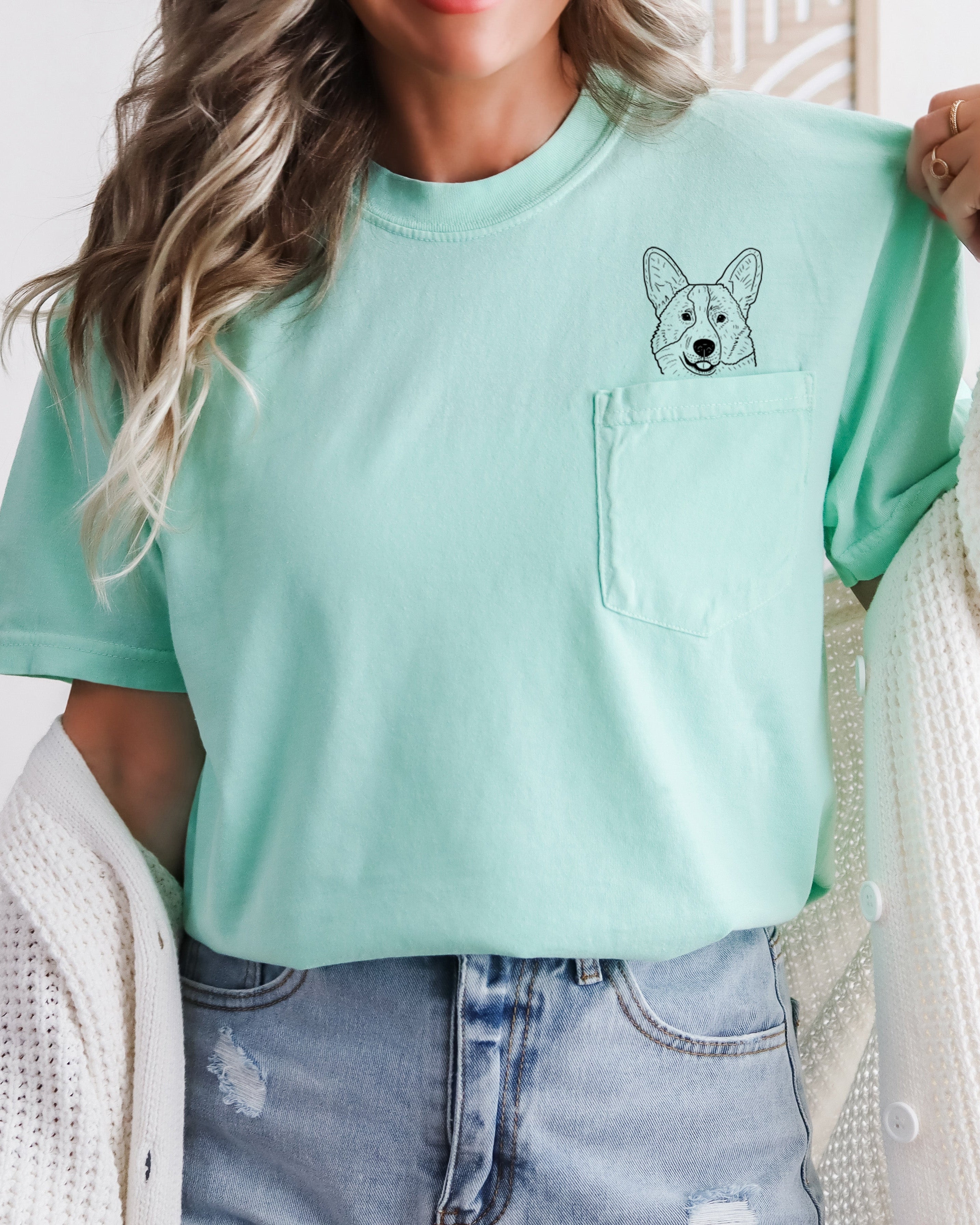 Welsh Corgi Dog Mom Comfort Colors Pocket T Shirt